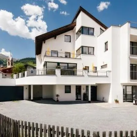 Platzl