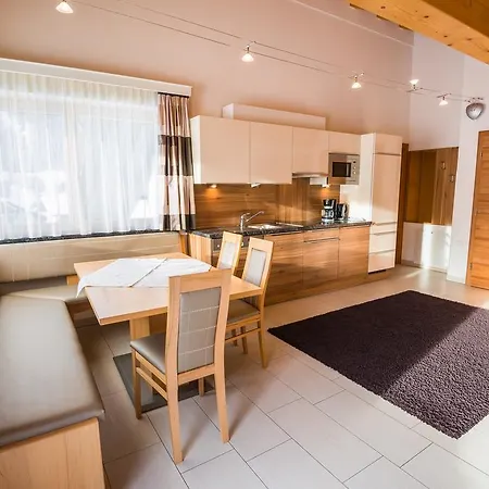 Platzl Apartament Serfaus